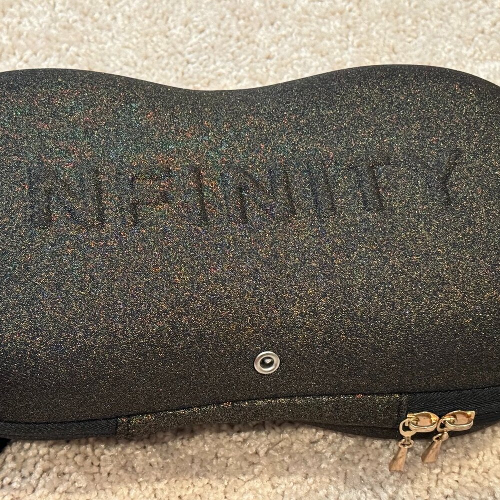 Nfinity Flyte Y3 Cheerleading Shoes (NEW with case)